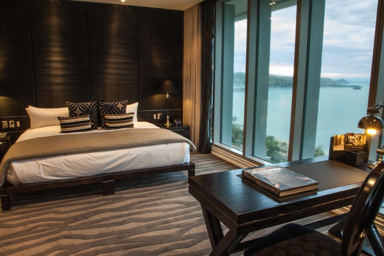 Grand Papua Hotel, A Member Of Radisson Individuals Port Moresby Exterior photo