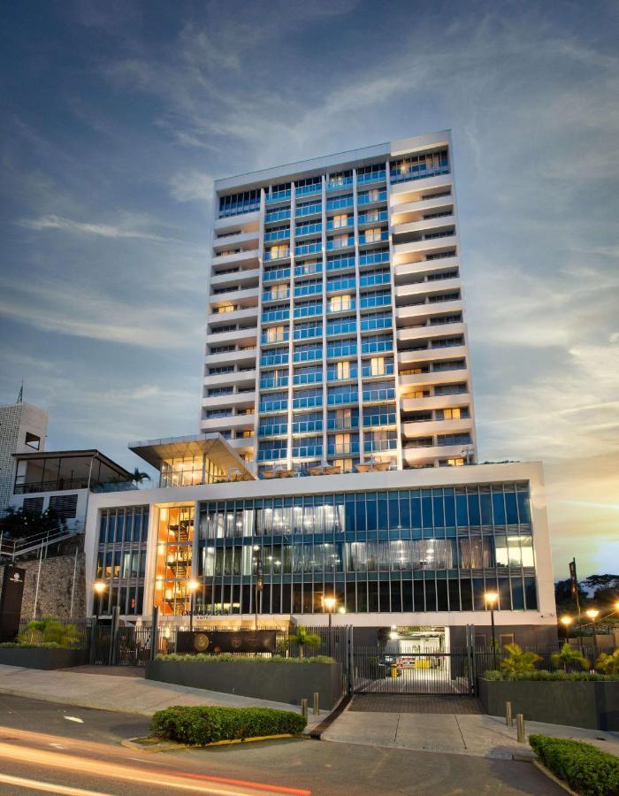 Grand Papua Hotel, A Member Of Radisson Individuals Port Moresby Exterior photo