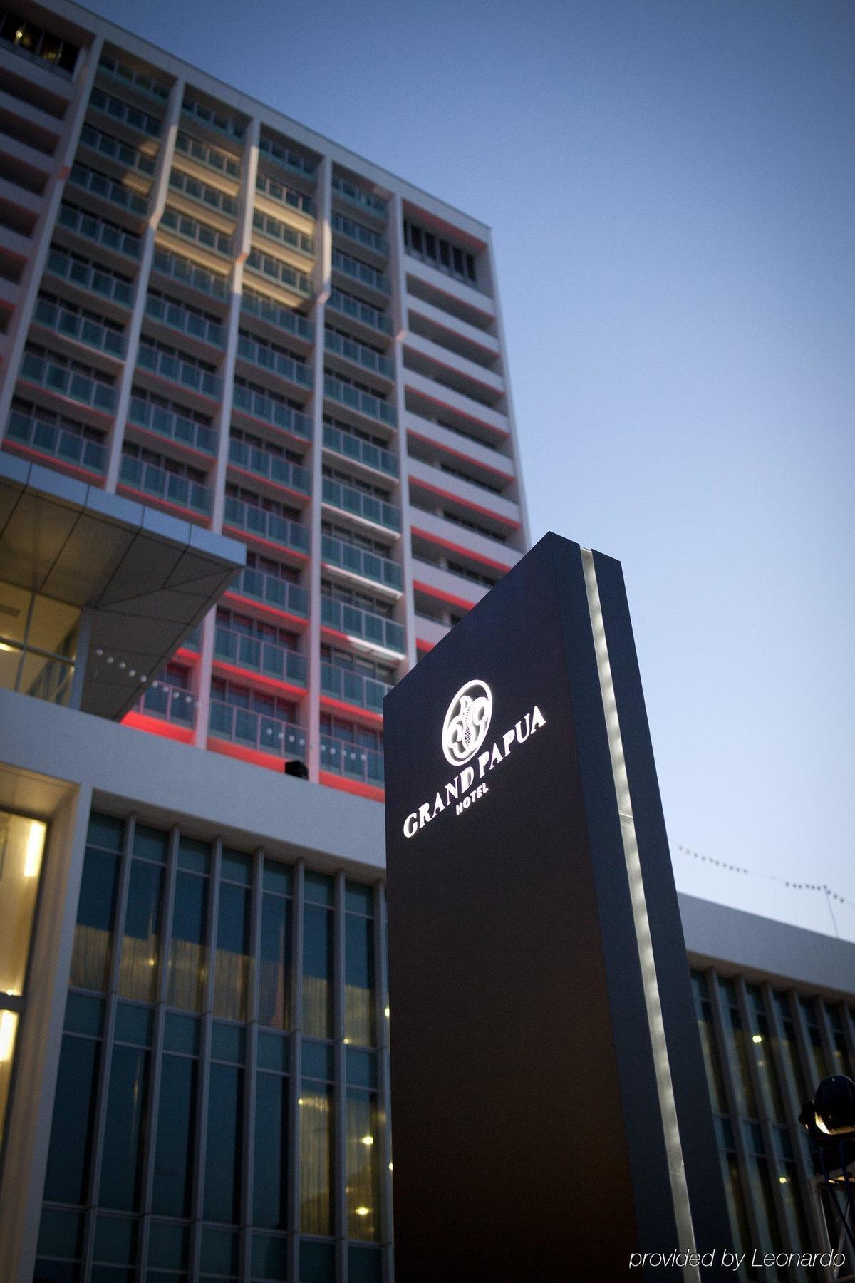 Grand Papua Hotel, A Member Of Radisson Individuals Port Moresby Exterior photo